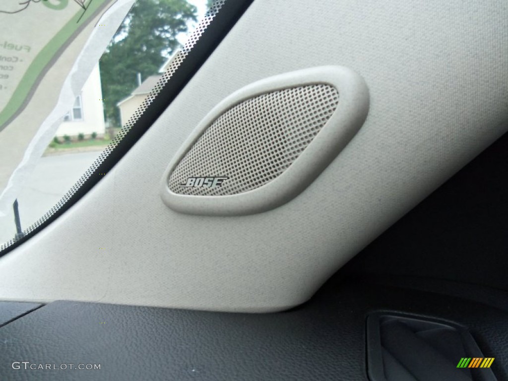 2013 Chevrolet Avalanche LT 4x4 Black Diamond Edition Audio System Photo #68245783