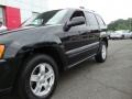 Black - Grand Cherokee Laredo 4x4 Photo No. 2
