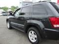 Black - Grand Cherokee Laredo 4x4 Photo No. 4