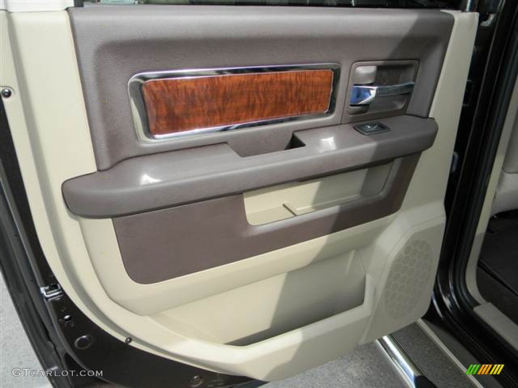 2011 Dodge Ram 1500 Laramie Crew Cab 4x4 Light Pebble Beige/Bark Brown Door Panel Photo #68246038