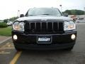 Black - Grand Cherokee Laredo 4x4 Photo No. 10