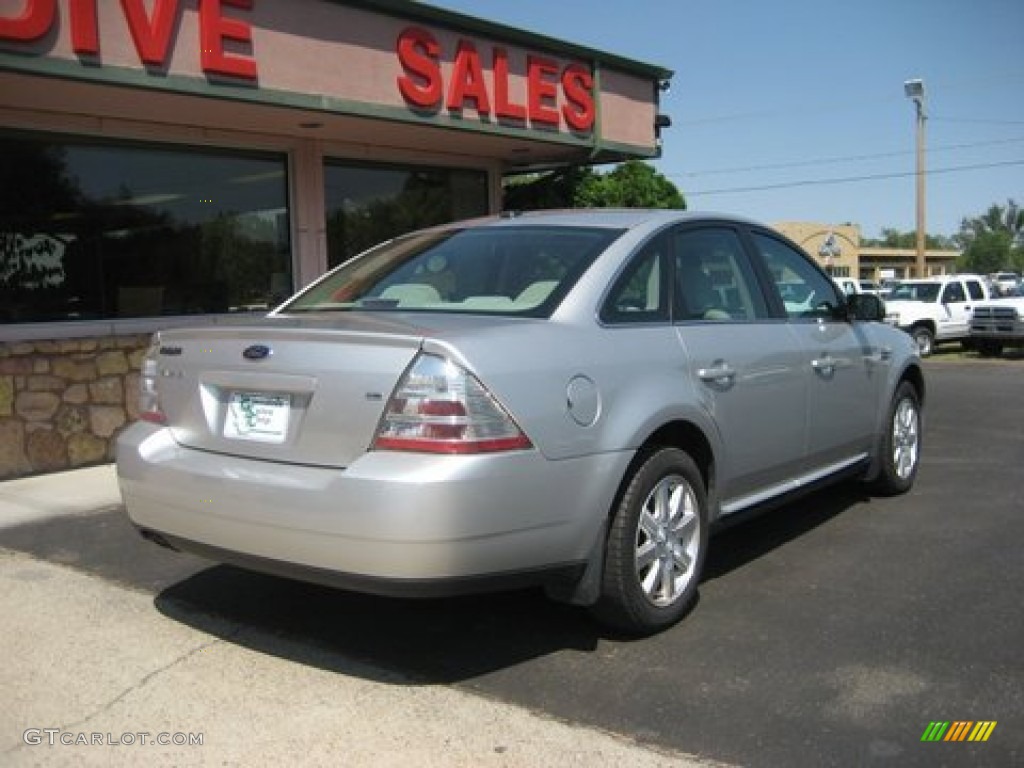 2009 Taurus SE AWD - Brilliant Silver Metallic / Medium Light Stone photo #6
