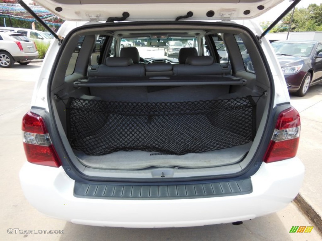 2004 Highlander V6 - Super White / Ash photo #6
