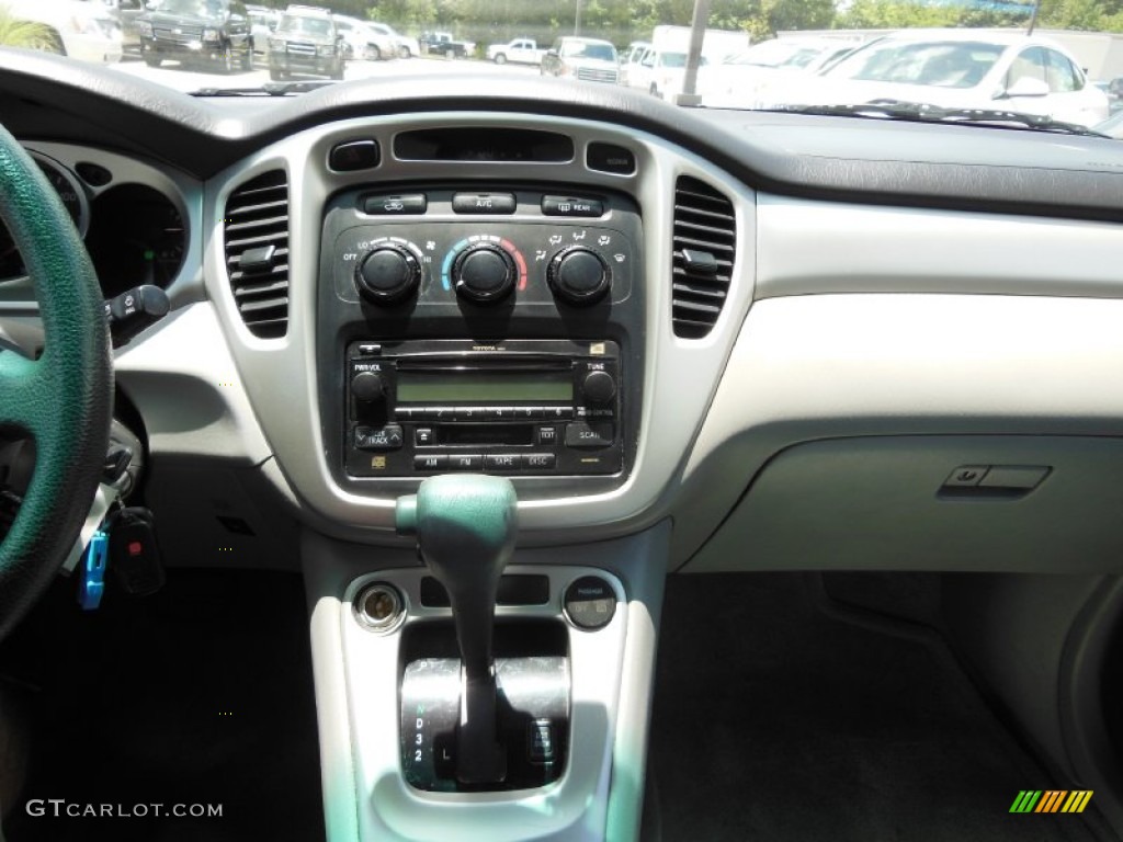 2004 Highlander V6 - Super White / Ash photo #14
