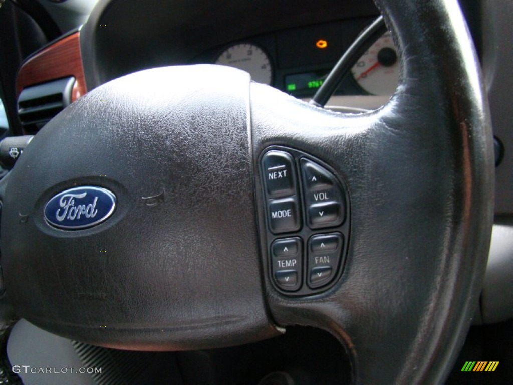 2006 Ford F250 Super Duty Lariat FX4 Off Road Crew Cab 4x4 Controls Photo #68248555