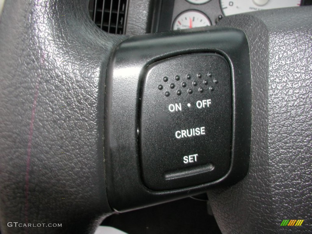 2005 Dodge Ram 2500 SLT Regular Cab 4x4 Controls Photo #68248942