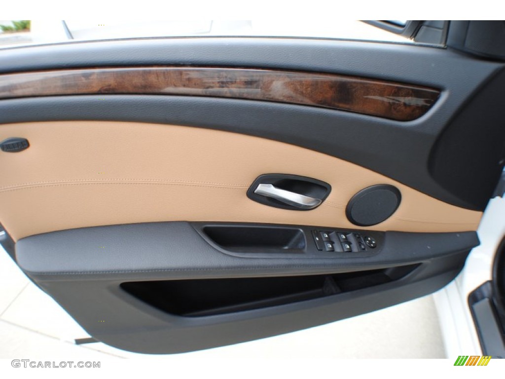 2010 BMW 5 Series 528i xDrive Sedan Natural Brown Door Panel Photo #68249521