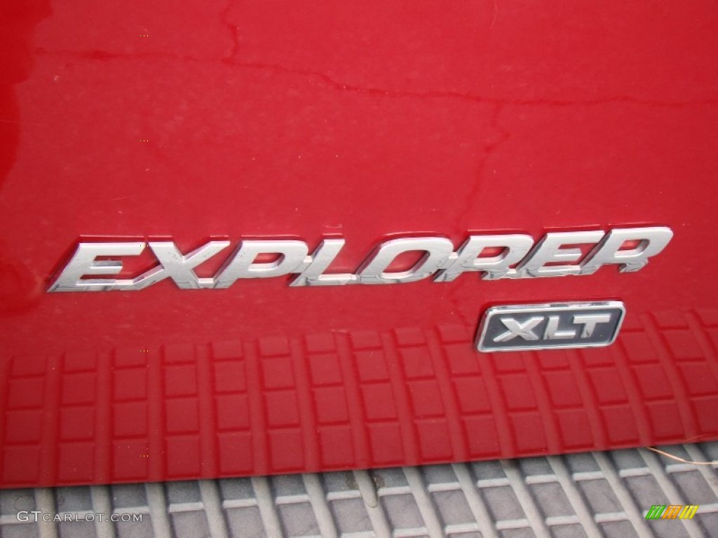 2004 Explorer XLT - Redfire Metallic / Graphite photo #35