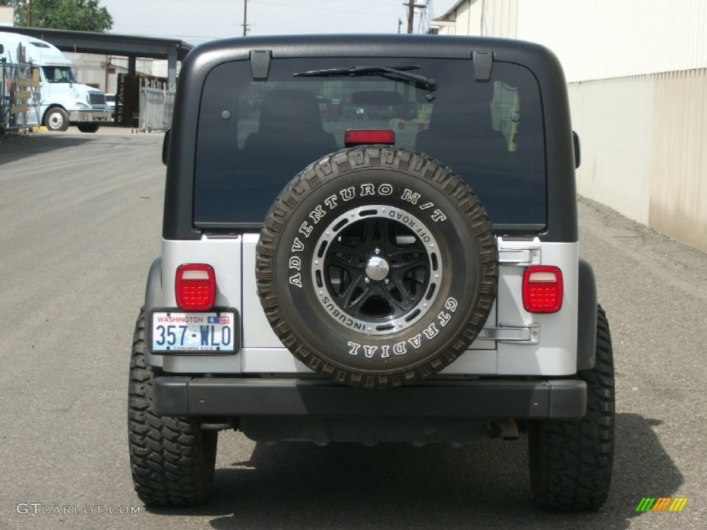 2004 Wrangler Sport 4x4 - Stone White / Dark Slate Gray photo #3