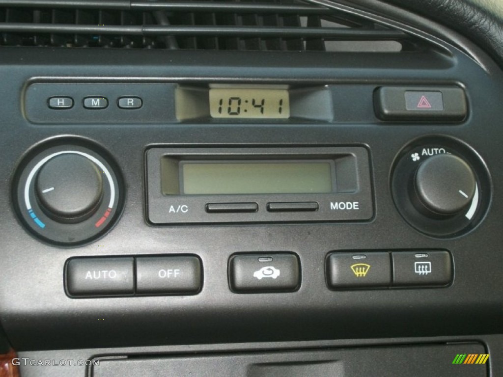 2003 Acura CL 3.2 Controls Photo #68250782