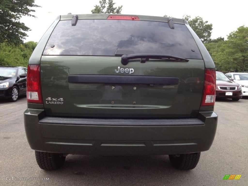 2008 Grand Cherokee Laredo 4x4 - Jeep Green Metallic / Dark Slate Gray photo #9