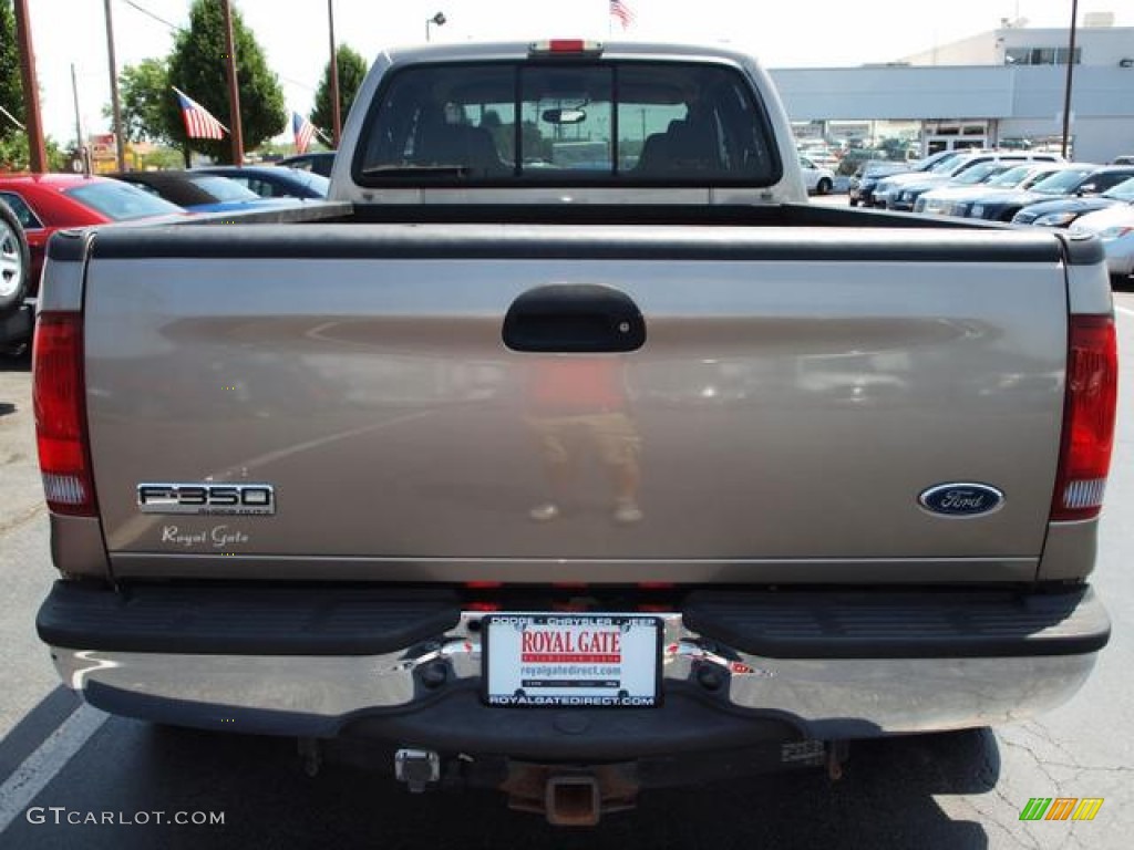 2005 F350 Super Duty Lariat Crew Cab 4x4 Dually - Arizona Beige Metallic / Tan photo #5