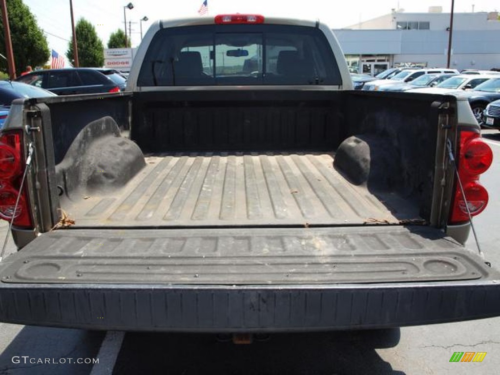 2007 Ram 1500 Big Horn Edition Quad Cab 4x4 - Light Khaki Metallic / Khaki Beige photo #4