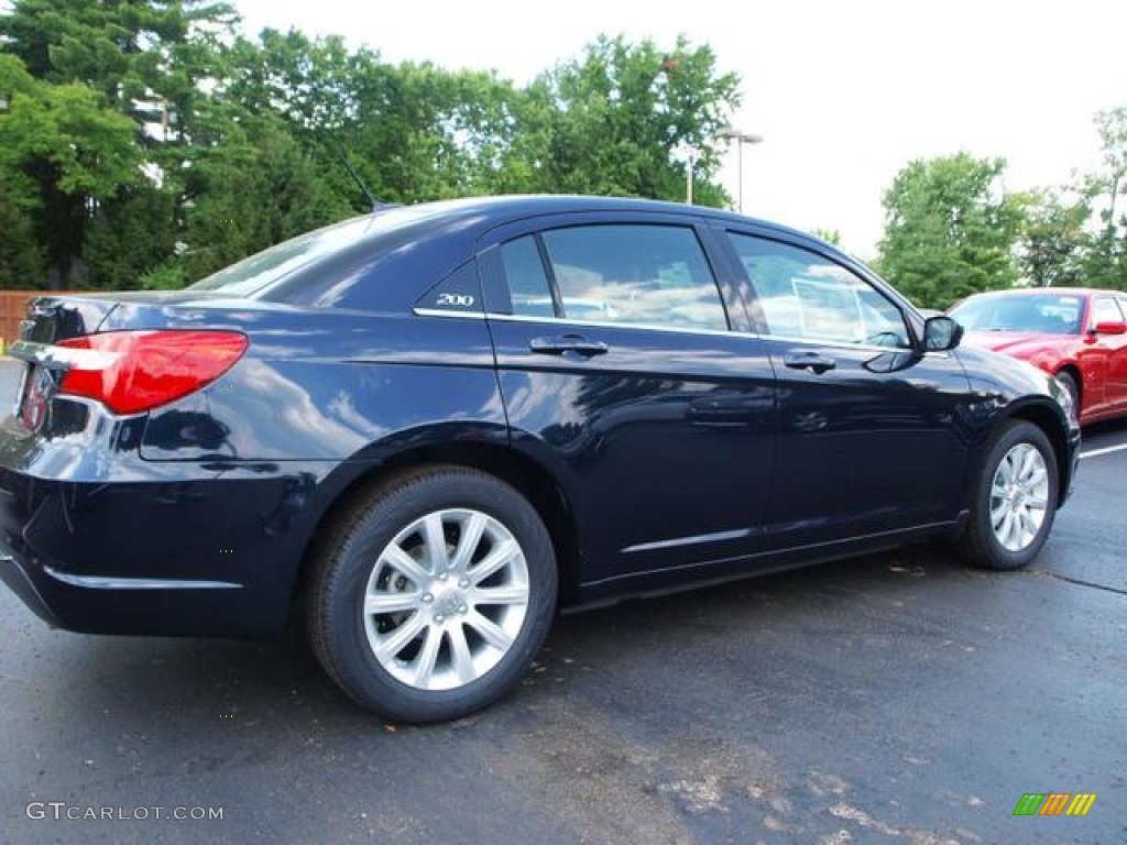 2012 200 Touring Sedan - Blackberry Pearl Coat / Black photo #3