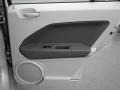 Bright Silver Metallic - Caliber SXT Photo No. 23