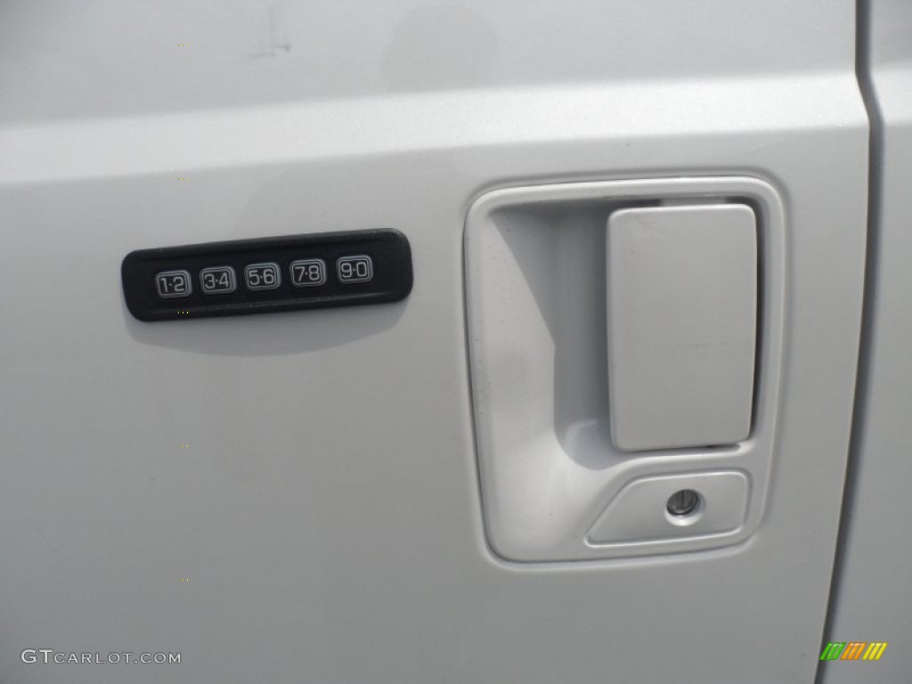 2012 F250 Super Duty Lariat Crew Cab 4x4 - White Platinum Metallic Tri-Coat / Black photo #11