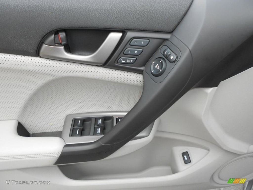 2012 Acura TSX Technology Sedan Controls Photo #68261473