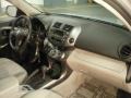 Classic Silver Metallic - RAV4 4WD Photo No. 24