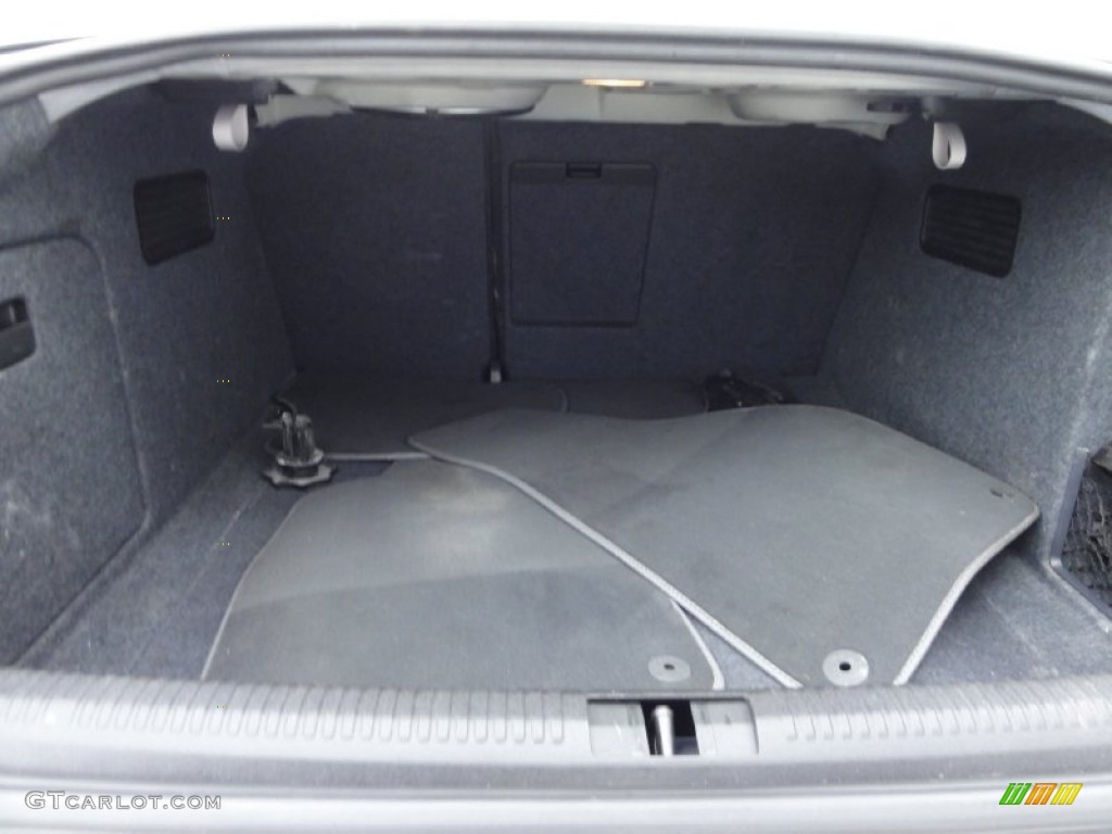 2006 Audi S4 25quattro Special Edition quattro Sedan Trunk Photos