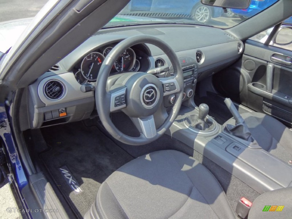 Black Interior 2011 Mazda MX-5 Miata Sport Roadster Photo #68268596