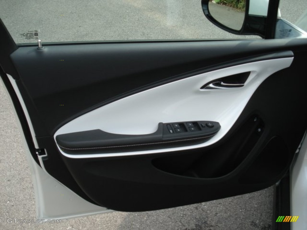 2013 Chevrolet Volt Standard Volt Model Jet Black/Ceramic White Accents Door Panel Photo #68273225
