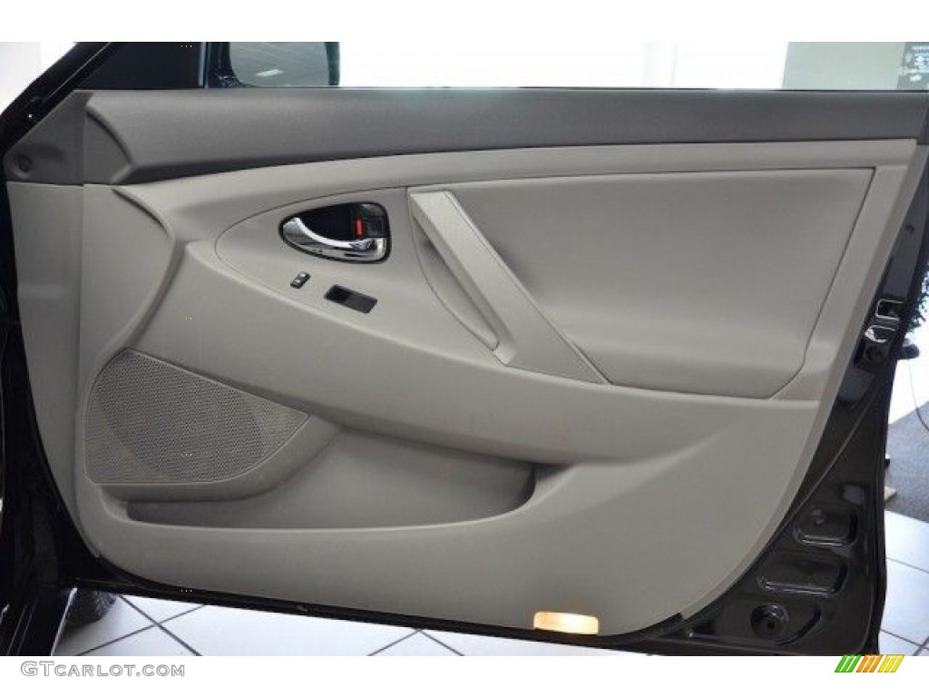 2007 Camry Hybrid - Black / Ash photo #17