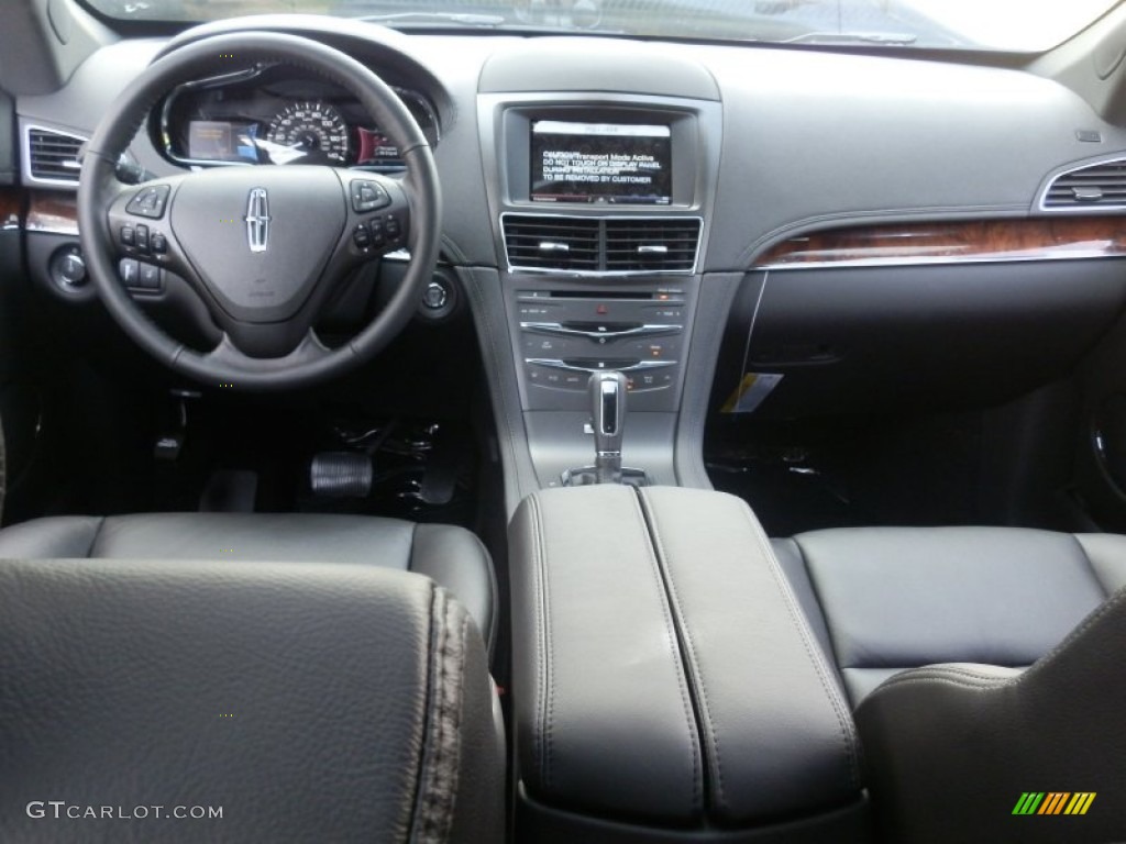 2013 Lincoln MKT Town Car Livery AWD Charcoal Black Dashboard Photo #68274665