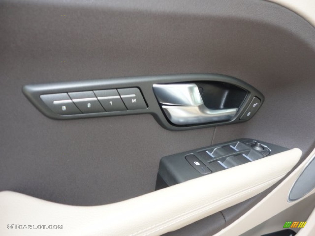 2012 Land Rover Range Rover Evoque Pure Controls Photo #68277167