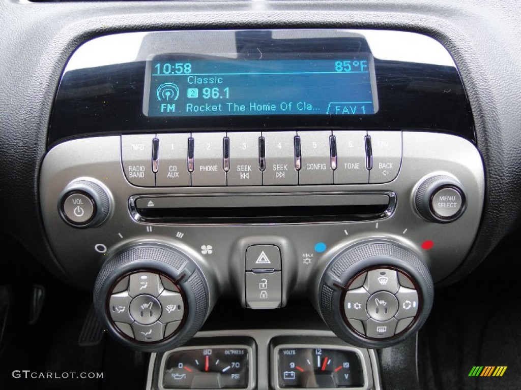 2011 Chevrolet Camaro SS/RS Convertible Audio System Photos