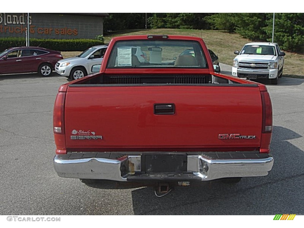 1997 Sierra 1500 SL Regular Cab - Victory Red / Pewter Gray photo #2