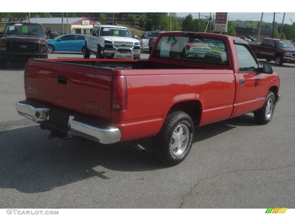 1997 Sierra 1500 SL Regular Cab - Victory Red / Pewter Gray photo #24