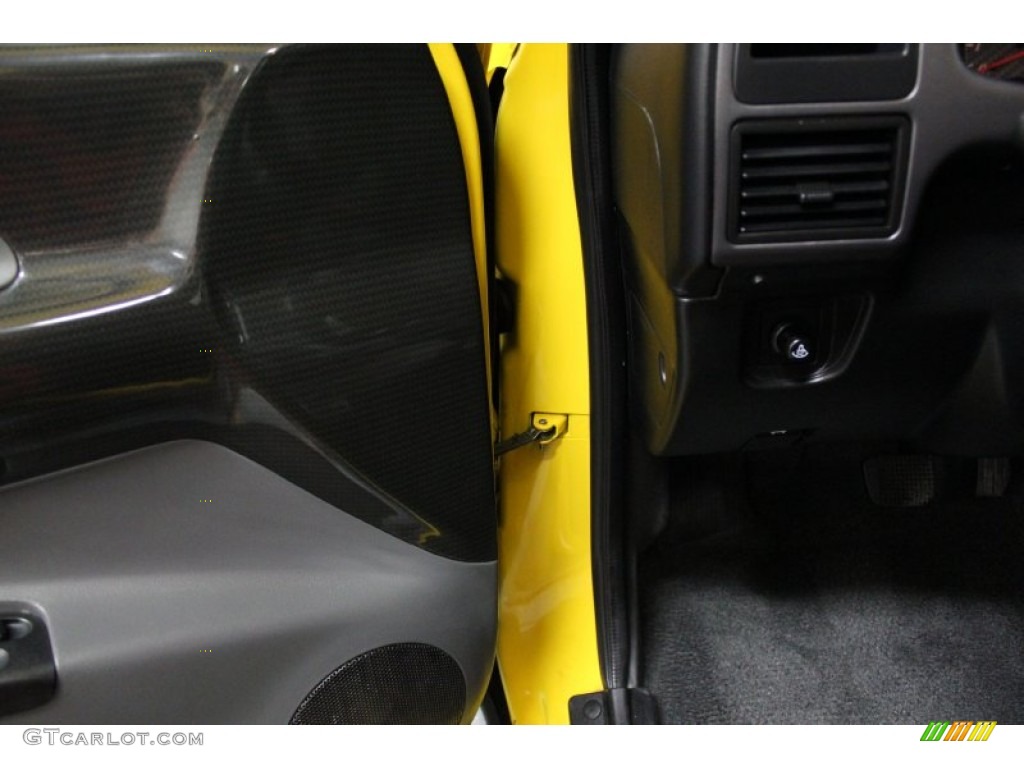 2000 VehiCROSS 4x4 - Proton Yellow / Black/Gray photo #43
