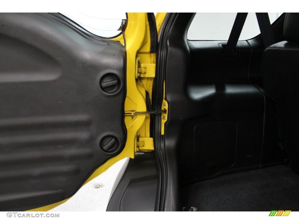 2000 VehiCROSS 4x4 - Proton Yellow / Black/Gray photo #71