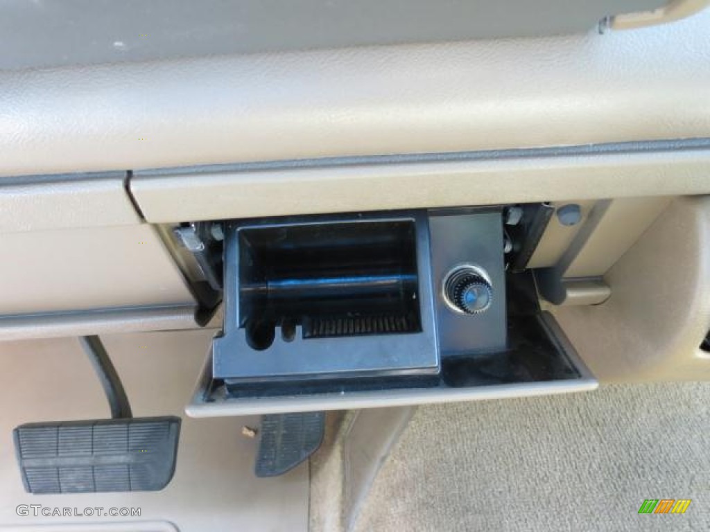 1994 C/K C1500 Regular Cab - Light Autumnwood Metallic / Beige photo #12
