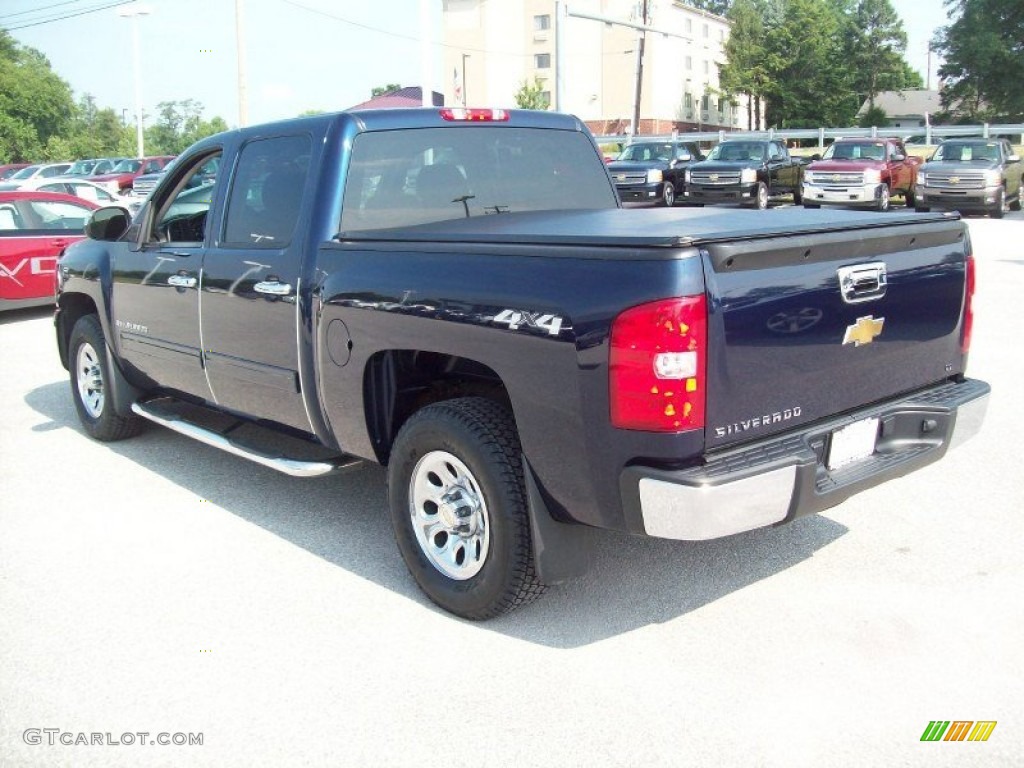 2009 Silverado 1500 LT Crew Cab 4x4 - Imperial Blue Metallic / Ebony photo #2