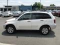 Super White - RAV4 4WD Photo No. 8