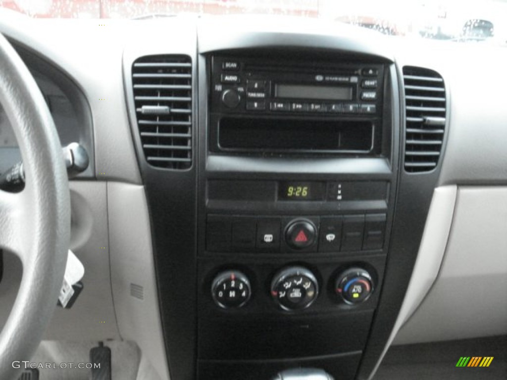 2003 Kia Sorento LX 4WD Controls Photos
