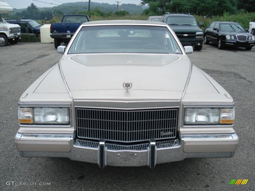 Light Antelope Metallic 1991 Cadillac Brougham Standard Brougham Model Exterior Photo #68283932