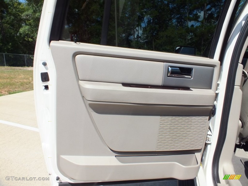 2007 Ford Expedition EL Limited Stone Door Panel Photo #68288582
