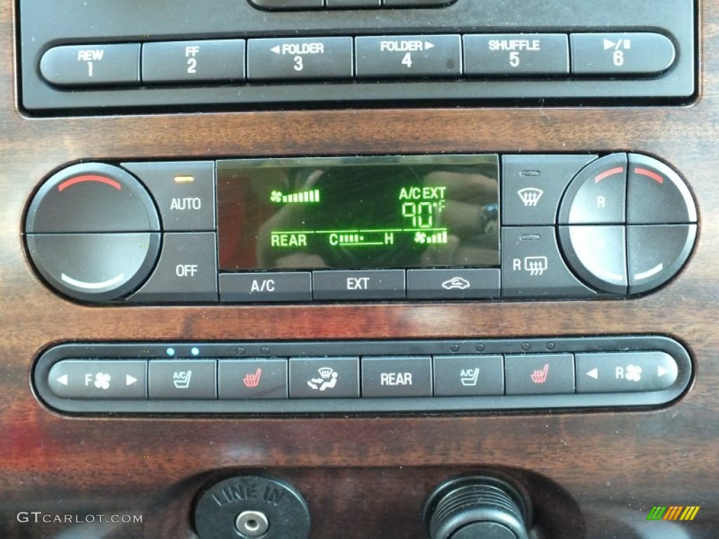 2007 Ford Expedition EL Limited Controls Photo #68288786