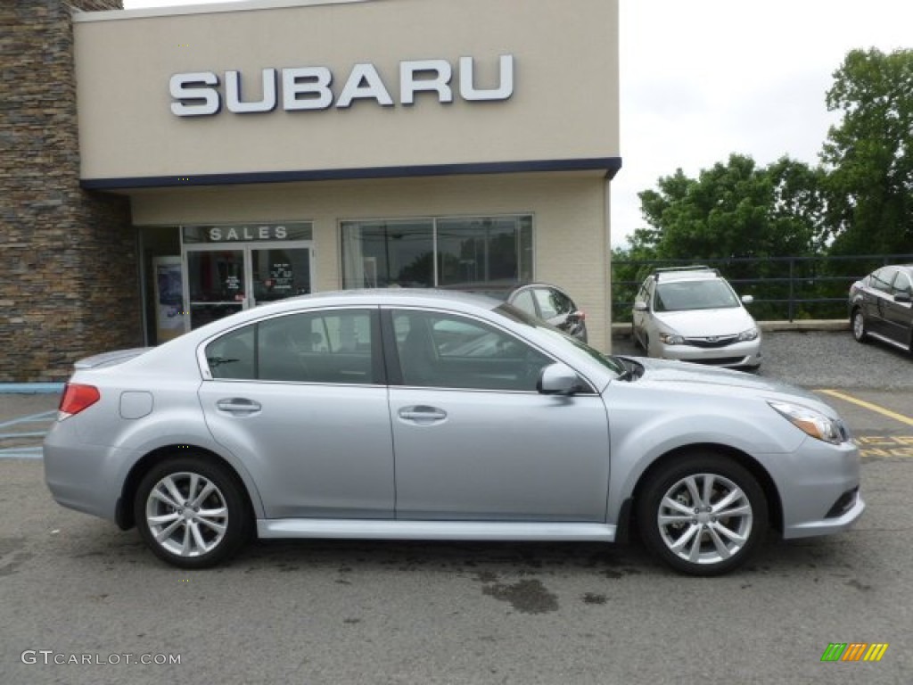 Ice Silver Metallic 2013 Subaru Legacy 2.5i Premium Exterior Photo #68289413