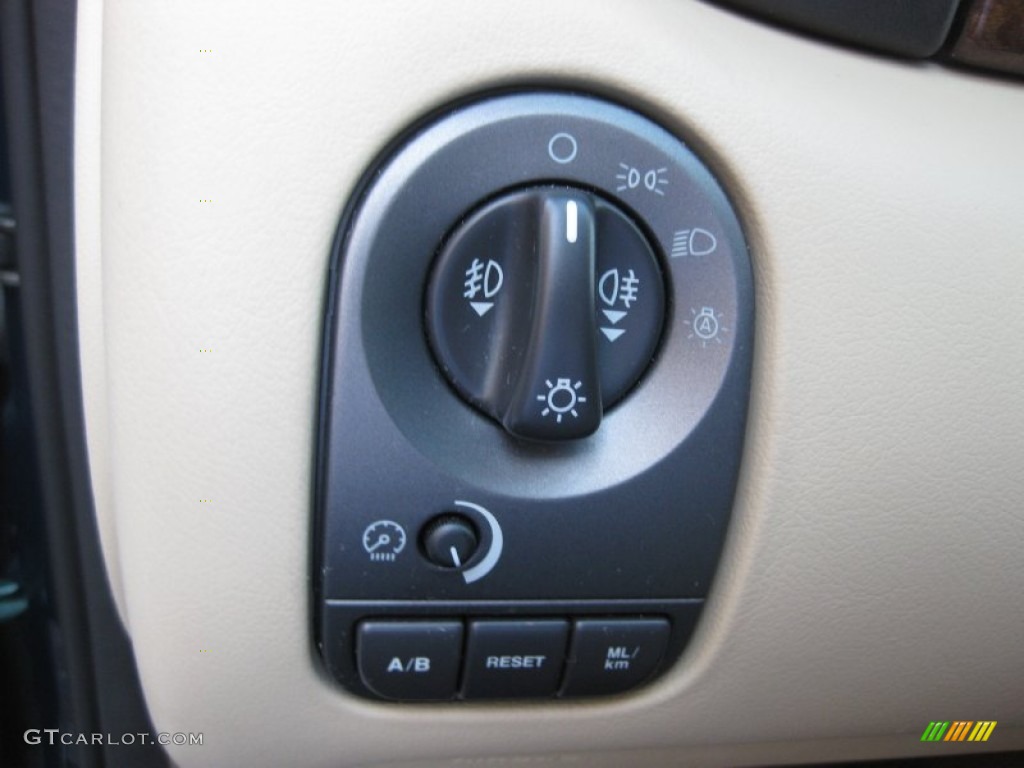 2006 Jaguar X-Type 3.0 Sport Wagon Controls Photo #68290772