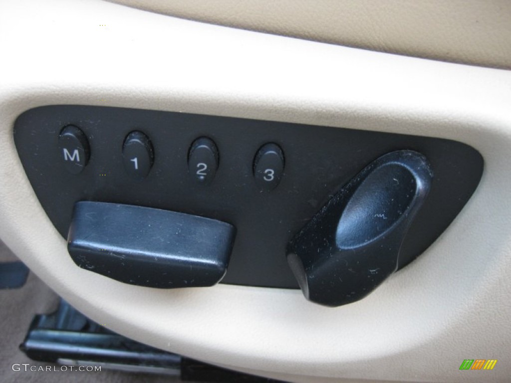 2006 Jaguar X-Type 3.0 Sport Wagon Controls Photo #68290841