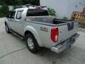 2006 Radiant Silver Nissan Frontier SE Crew Cab 4x4  photo #8