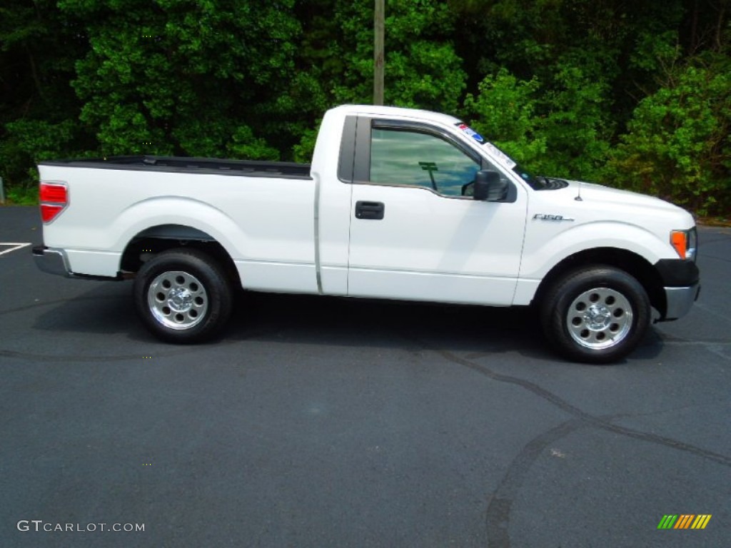 Oxford White 2010 Ford F150 XL Regular Cab Exterior Photo #68293154