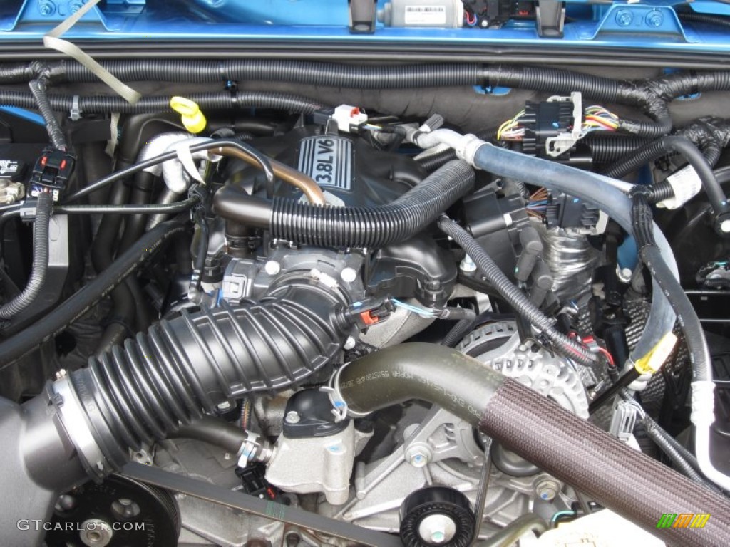 2010 Jeep Wrangler Unlimited Sport Engine Photos