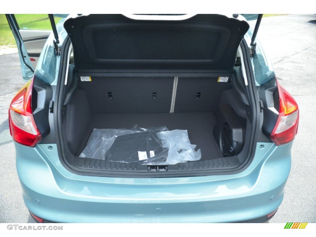 2012 Ford Focus SEL 5-Door Trunk Photo #68297918