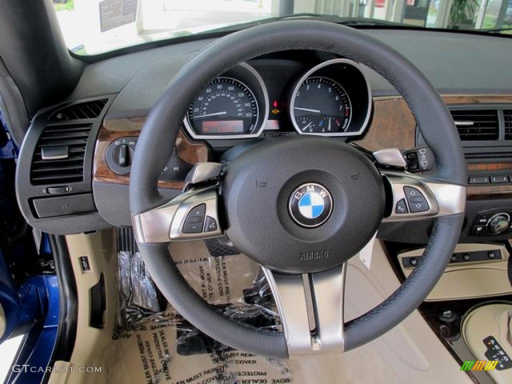 2007 BMW Z4 3.0si Roadster Beige Steering Wheel Photo #68298893