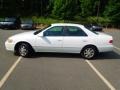 Super White - Camry LE V6 Photo No. 4