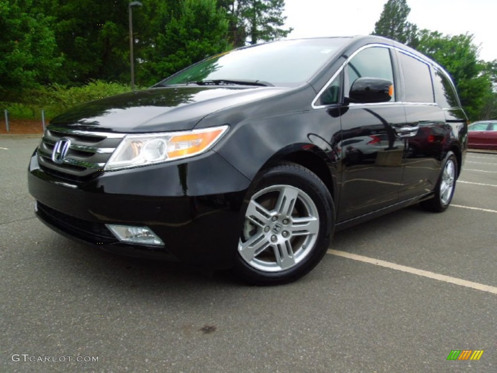 Crystal Black Pearl Honda Odyssey